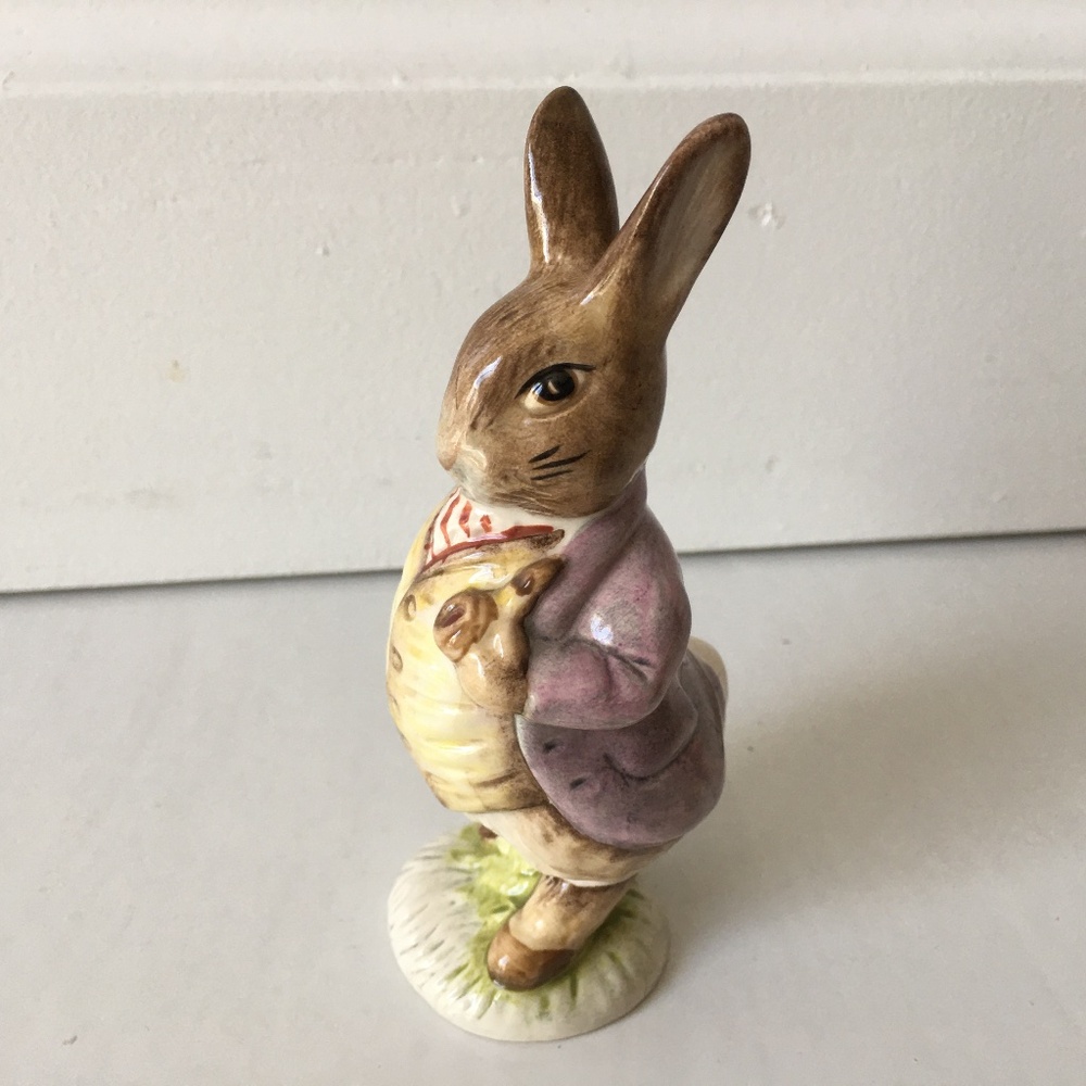 Vintage Beatrix Potter "Mr. Benjamin Bunny" Figurine Royal Albert England
